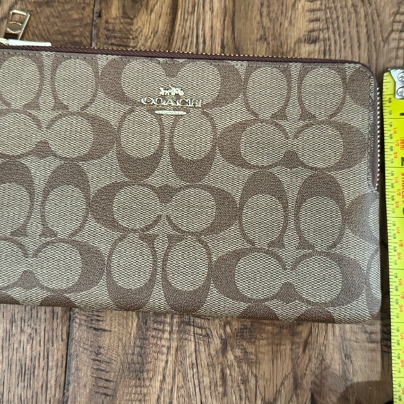 New Coach Double Zip Wallet Signature PVC Khaki Saddle Logo - Picture 10 of 10